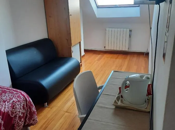 Lopez Πανσιόν A Coruña